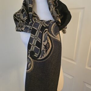 Accessory Street Elegant Black/Gold/Tan Paisley Check Scarf